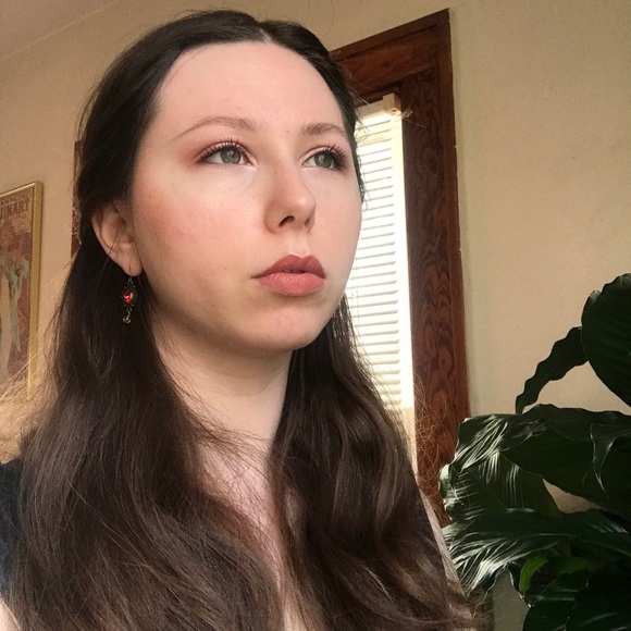 Meet your Posher, Chelsea - Picture 2 of 2